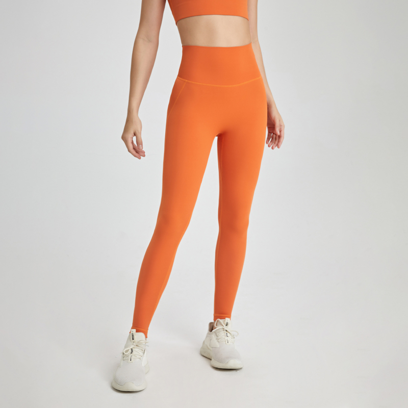 High-rise Heart Yoga Pants - Image 11