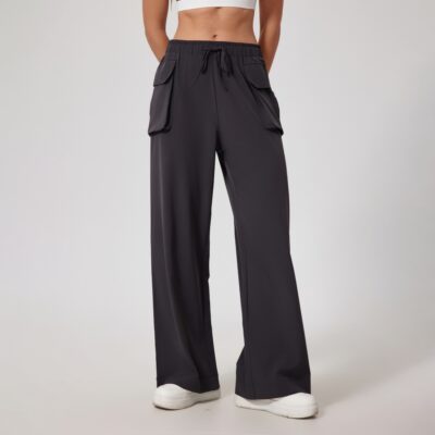 Wide-Leg Cargo Pants